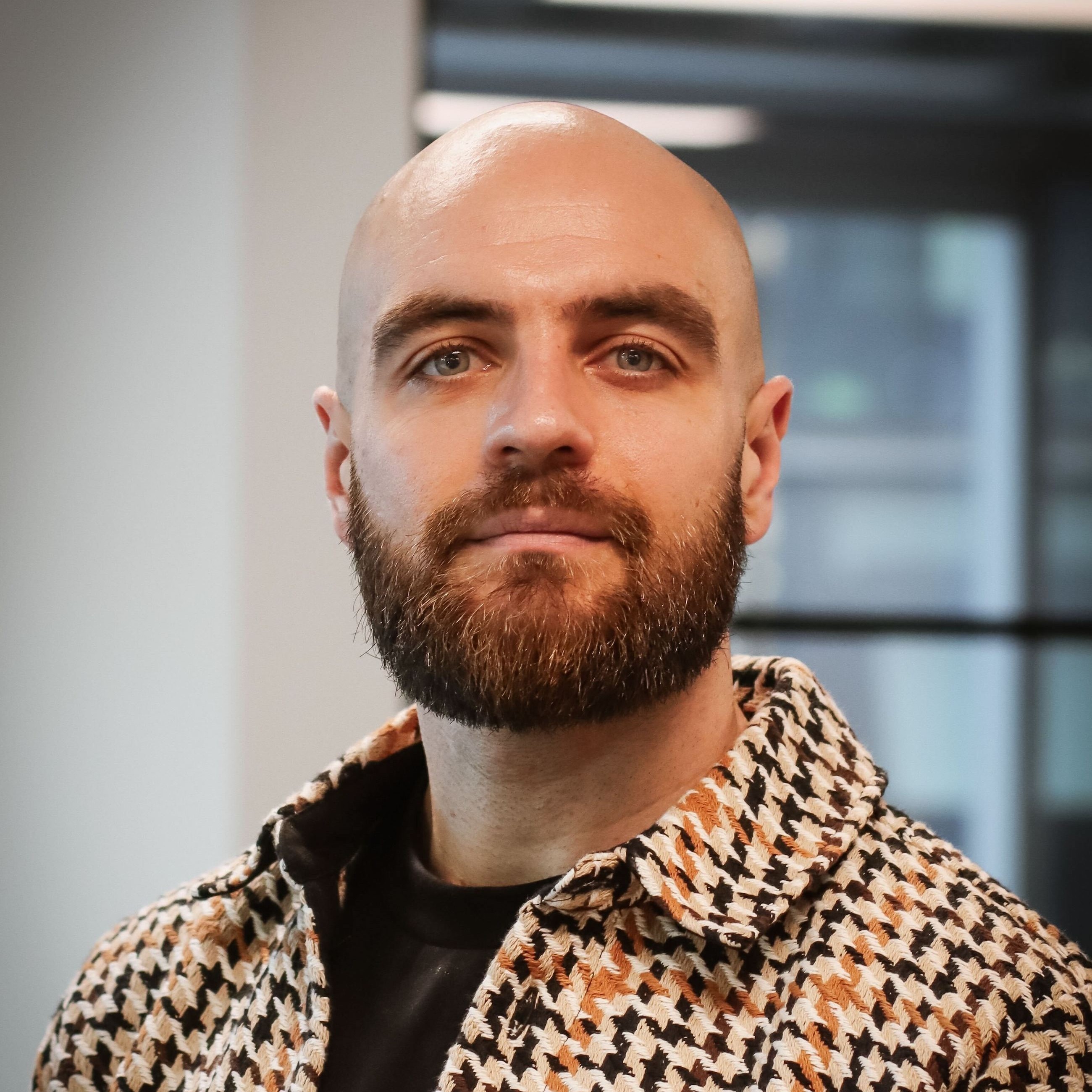 Charlie Ayling Headshot 2026.jpg